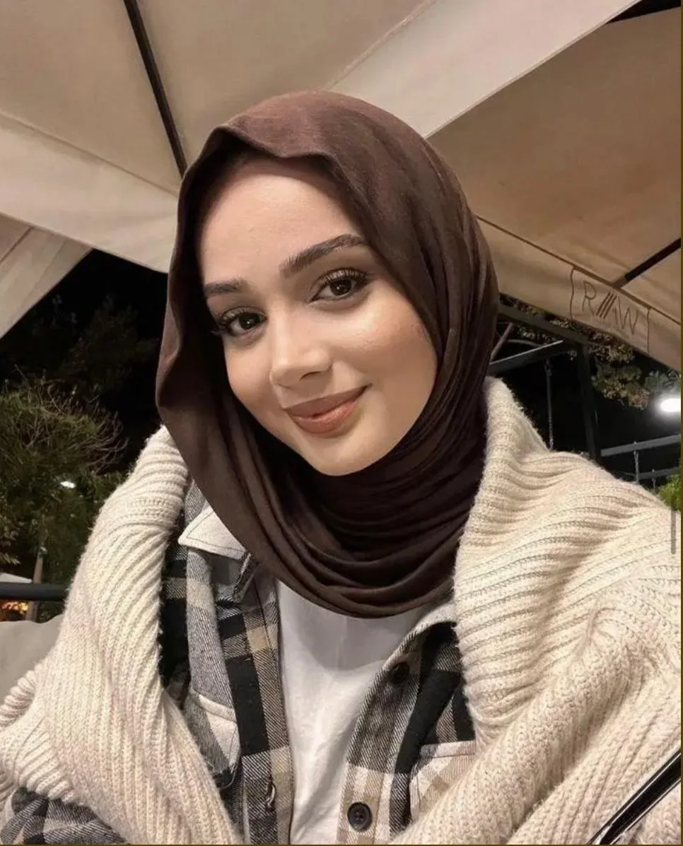 Gizem - Büyükçekmece Escort