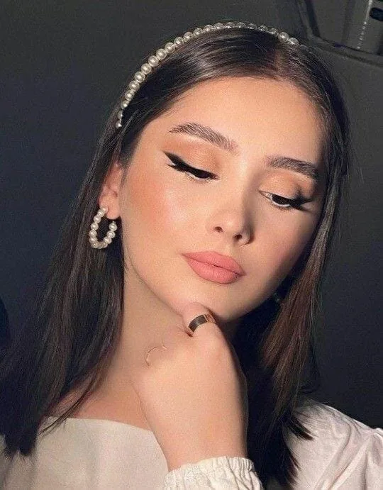 Ceren - Büyükçekmece Escort