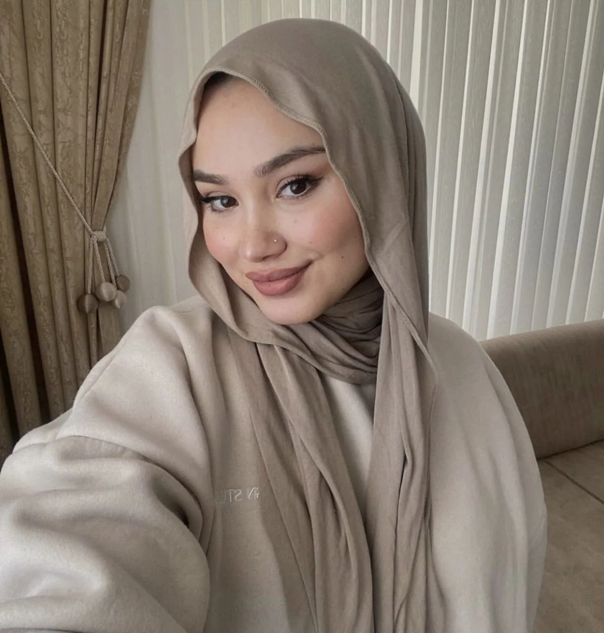 Gamze - Büyükçekmece Escort