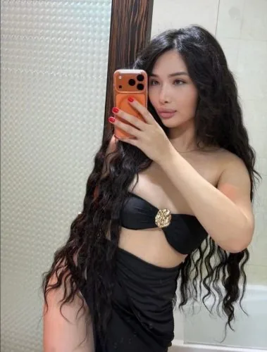 Su - Büyükçekmece Escort