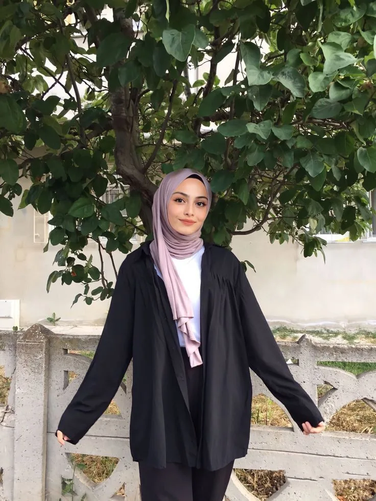 Ilgin - Çakmakli, Büyükçekmece Escort